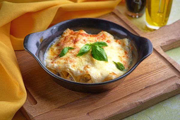 Kannelloni,With,Chicken,And,Mushrooms,Baked,In,Sauce,Bechamel