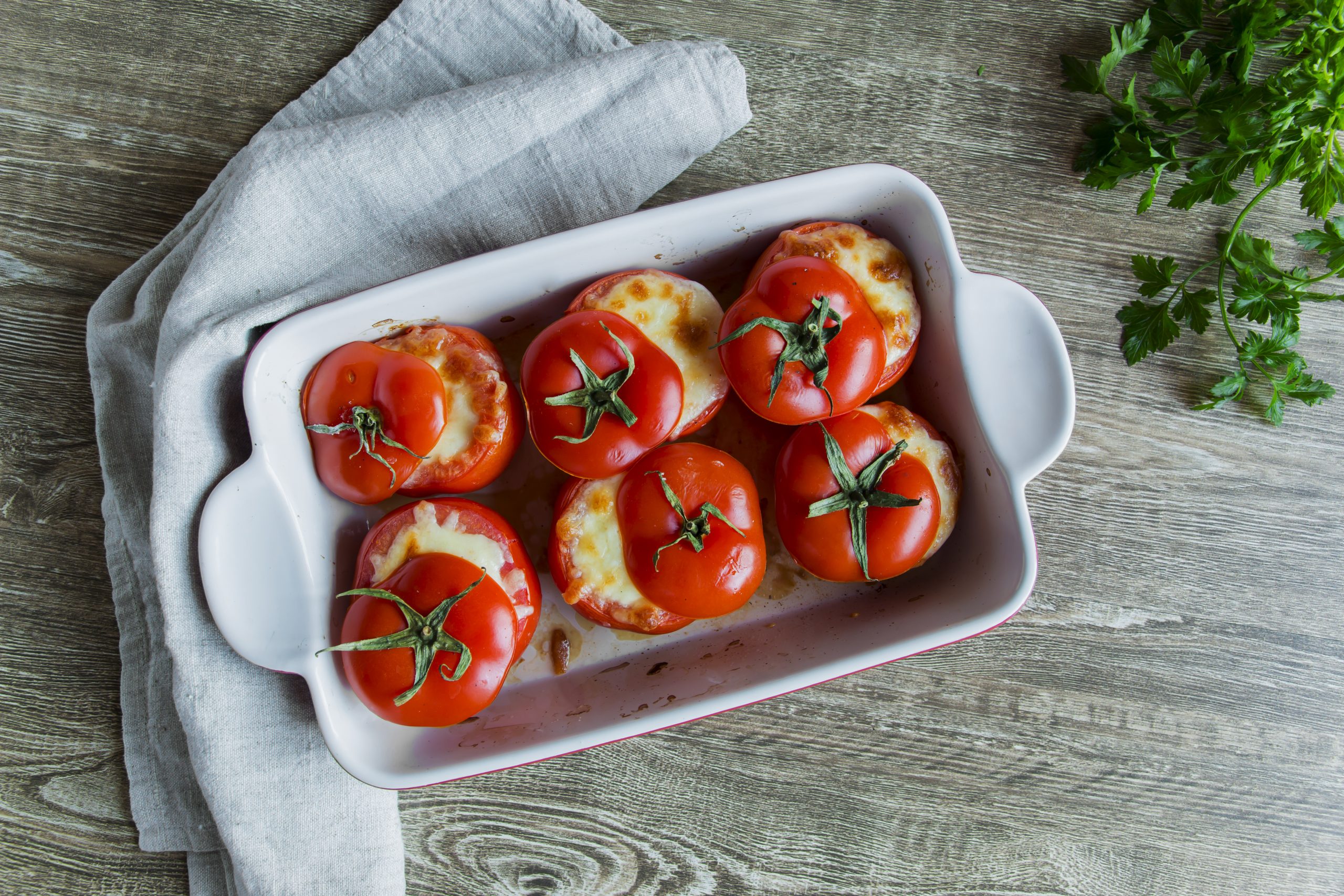 Stuffed,Baked,Whole,Tomatoes,With,Cheese